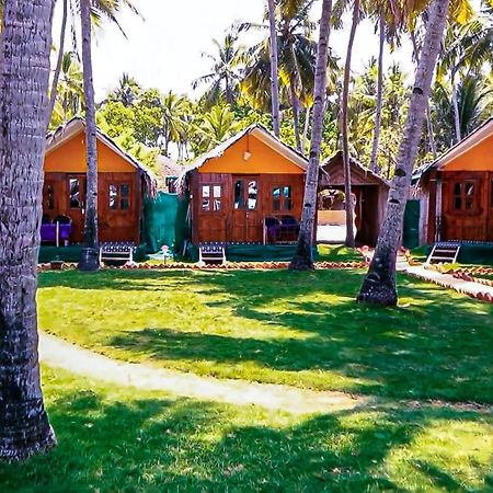 Om Sai Beach Huts Hotel Agonda Exterior photo